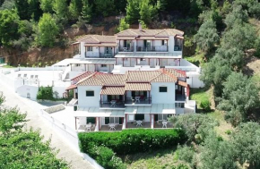 Гостиница Villa Teozenia  Скиатос